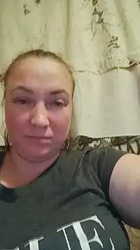 Snapshot of Kiss_Eva chatting on 5, 2, 2025 Kiss Eva online show from 5, 2, 2025