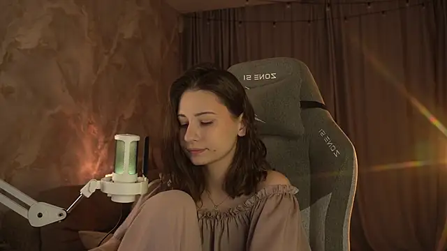 LumeNova online show from 8, 5, 2026