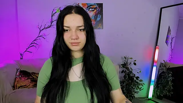 miss ella  online show from 7, 10, 2025