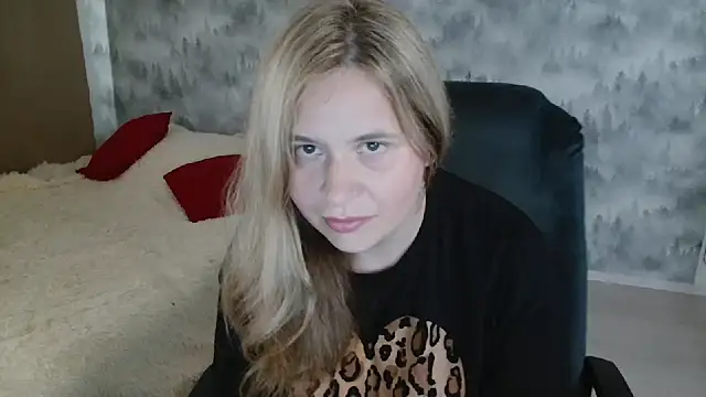 AdelinaLawson online show from 3, 8, 2026