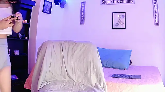   abrill   online show from 11, 9, 2025