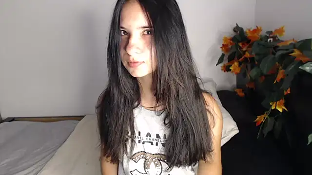   abrill   online show from 18, 10, 2025