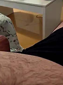 Snapshot of t-dog26 chatting on 24, 10, 2025 t-dog26 online show from 24, 10, 2025