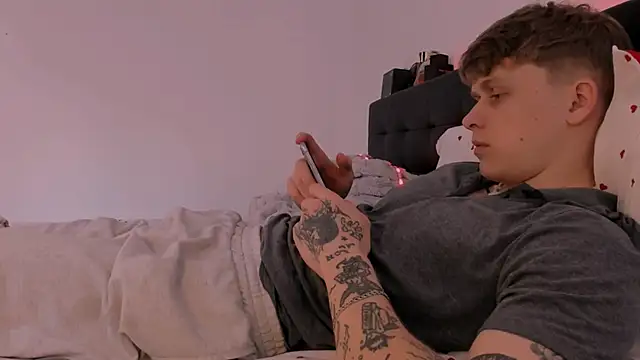 TalkingHead 0  online show from 14, 3, 2026