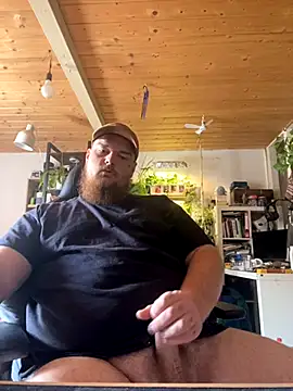 Snapshot of JohnDrippingCum chatting on 12, 9, 2025 JohnDrippingCum online show from 12, 9, 2025