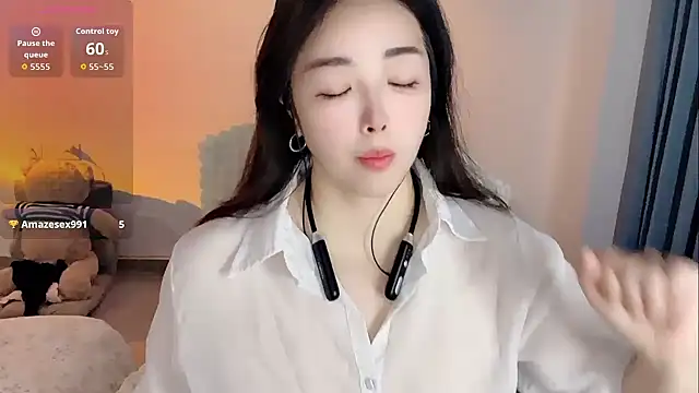 Xiali-166 online show from 21, 3, 2026