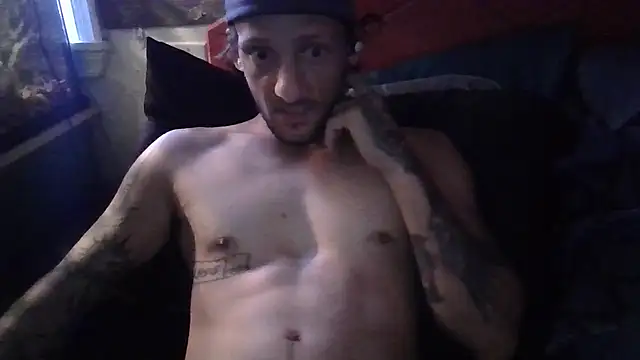 Snapshot of longdme33 chatting on 3, 10, 2025 longdme33 online show from 3, 10, 2025