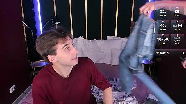 LawrenceMiles online show from 28, 10, 2025