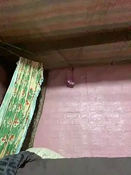 Snapshot of milo_bae chatting on 5, 12, 2025 milo bae online show from 5, 12, 2025