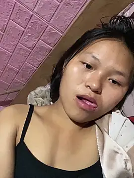 Snapshot of milo_bae chatting on 13, 12, 2025 milo bae online show from 13, 12, 2025