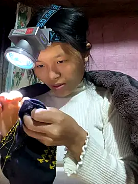 Snapshot of milo_bae chatting on 6, 1, 2026 milo bae online show from 6, 1, 2026