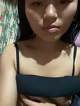 Snapshot of milo_bae chatting on 21, 2, 2026 milo bae online show from 21, 2, 2026