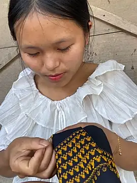 Snapshot of milo_bae chatting on 2, 3, 2026 milo bae online show from 2, 3, 2026