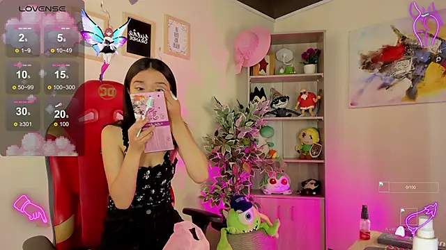 Lana Dreams  online show from 19, 9, 2025