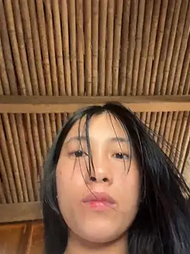 EmLy02 online show from 7, 5, 2026