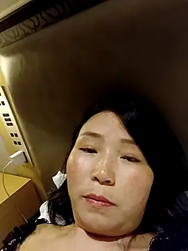 Snapshot of lingling5200 chatting on 11, 9, 2025 lingling5200 online show from 11, 9, 2025