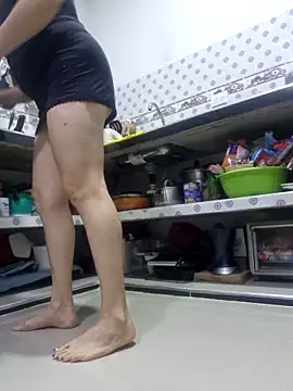 Snapshot of Nina_vallon chatting on 9, 9, 2025 Nina vallon online show from 9, 9, 2025