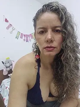 Snapshot of Nina_vallon chatting on 9, 1, 2026 Nina vallon online show from 9, 1, 2026