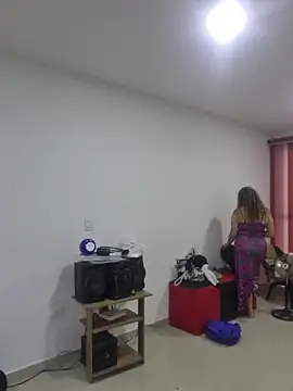 Snapshot of Nina_vallon chatting on 3, 3, 2026 Nina vallon online show from 3, 3, 2026