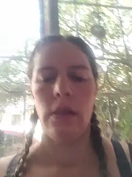 Snapshot of Nina_vallon chatting on 4, 3, 2026 Nina vallon online show from 4, 3, 2026