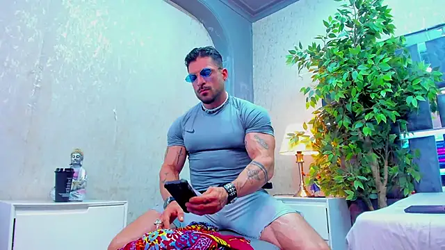 Snapshot of dennis_cox1 chatting on 26, 9, 2025 dennis cox1 online show from 26, 9, 2025