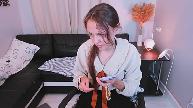 Mia meowXkiss online show from 23, 9, 2025