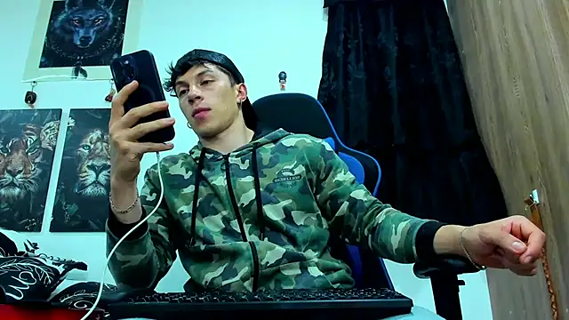 Snapshot of javiersexymann chatting on 3, 3, 2025 javiersexymann online show from 3, 3, 2025