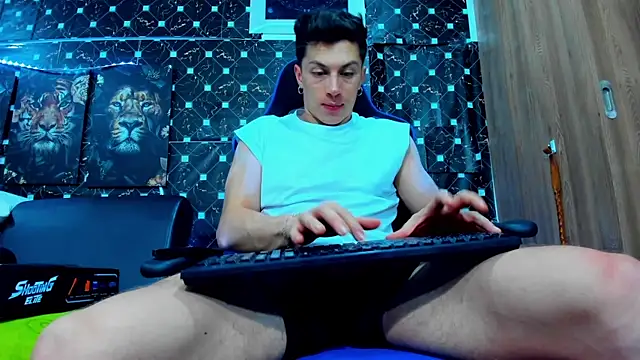 Snapshot of javiersexymann chatting on 9, 9, 2025 javiersexymann online show from 9, 9, 2025