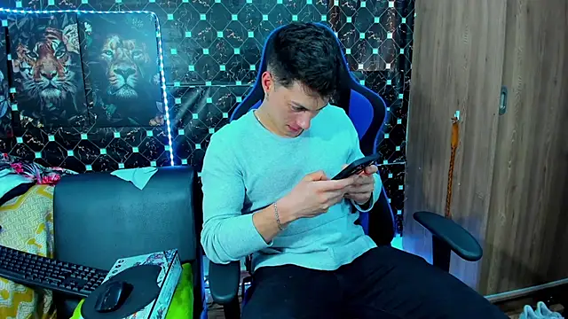 Snapshot of javiersexymann chatting on 1, 10, 2025 javiersexymann online show from 1, 10, 2025