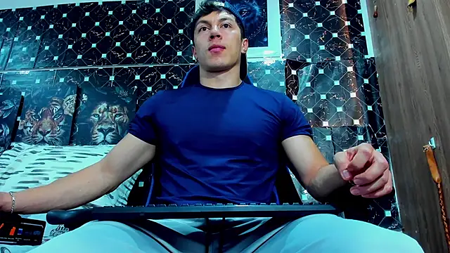 Snapshot of javiersexymann chatting on 14, 1, 2026 javiersexymann online show from 14, 1, 2026