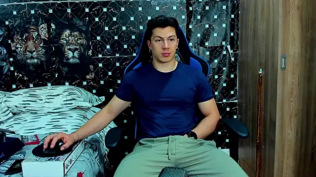 Snapshot of javiersexymann chatting on 2, 3, 2026 javiersexymann online show from 2, 3, 2026