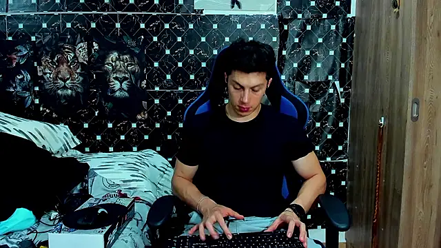 Snapshot of javiersexymann chatting on 5, 3, 2026 javiersexymann online show from 5, 3, 2026