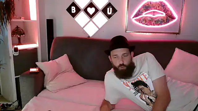 XBellaXundXUweX online show from 2, 8, 2026