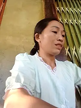 lucybaby00 online show from 13, 5, 2026