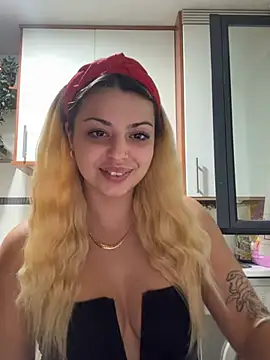 NoeliaGarcia17 online show from 25, 7, 2026