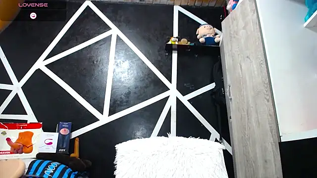 Angel latinboy online show from 12, 2, 2025