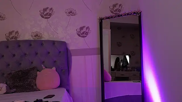 Anya Sky online show from 19, 12, 2025