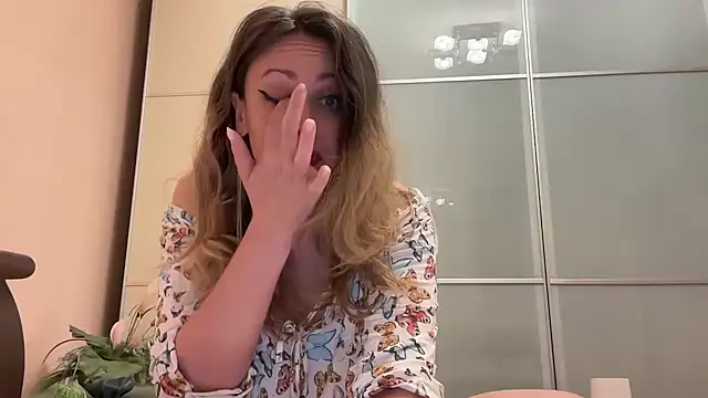 Ange1Alexis online show from 21, 9, 2025