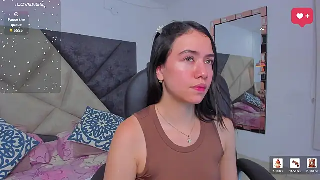 SaraWagner  online show from 15, 5, 2026