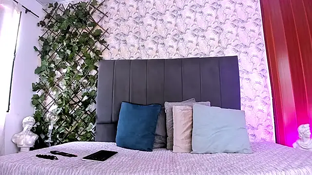 window to wonderland1 online show from 18, 9, 2025