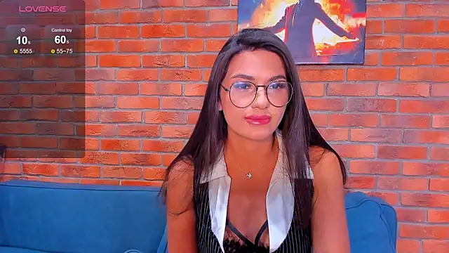 Snapshot of Andriana_1 chatting on 10, 11, 2025 Andriana 1 online show from 10, 11, 2025