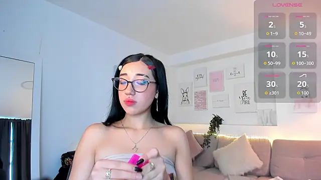 Snapshot of Miacorner_ chatting on 11, 11, 2025 Miacorner online show from 11, 11, 2025