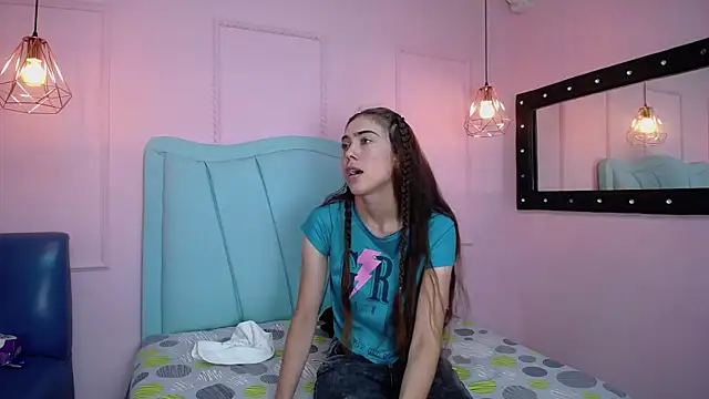 Snapshot of danna7cute chatting on 6, 11, 2025 danna7cute online show from 6, 11, 2025