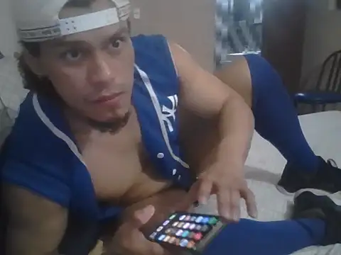 Snapshot of TeddyVeggas chatting on 16, 11, 2025 TeddyVeggas online show from 16, 11, 2025