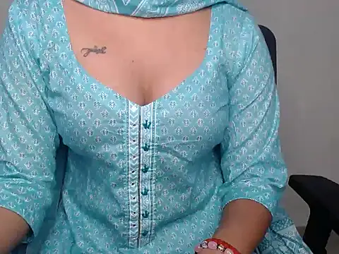 oceaneyees  online show from 24, 9, 2025