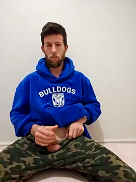 Snapshot of Couplesplay1 chatting on 10, 9, 2025 Couplesplay1 online show from 10, 9, 2025