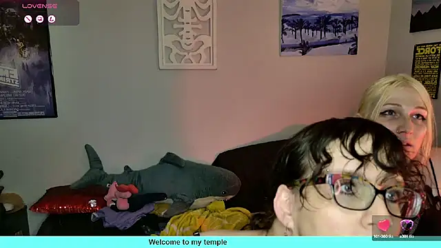 AthenaAphrodisia online show from 19, 9, 2025