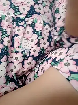  Babyrose  online show from 6, 2, 2026