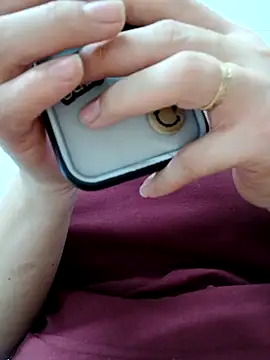  Babyrose  online show from 7, 2, 2026