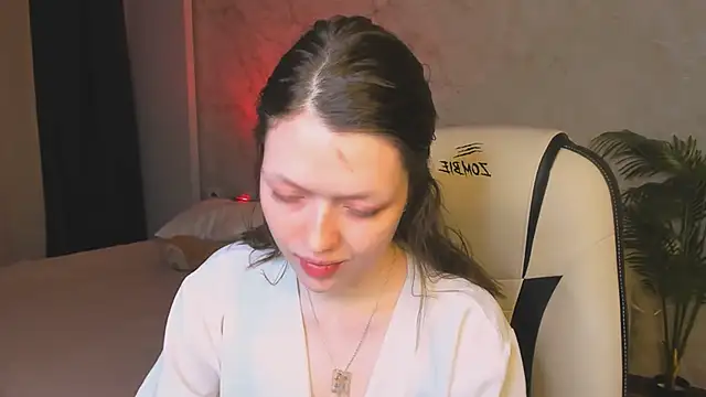 Lunar Lily online show from 15, 1, 2026